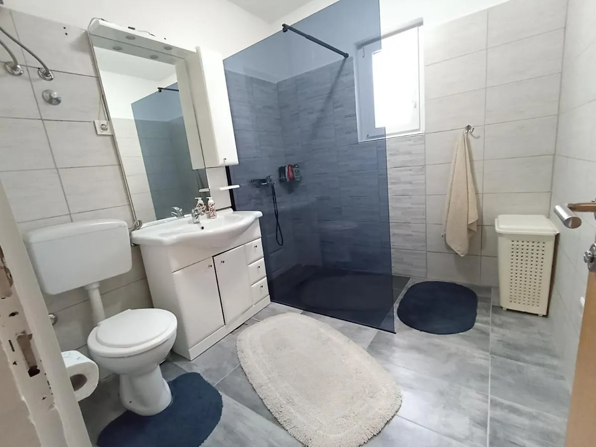 Hukic A2 And A1 Apartment Fazana